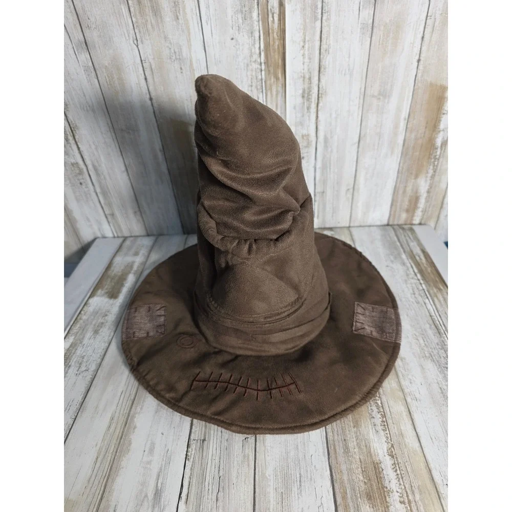 Official Harry Potter Wizarding World Talking/Animated Sorting Hat